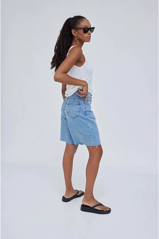 Shorts Side Tear - 3