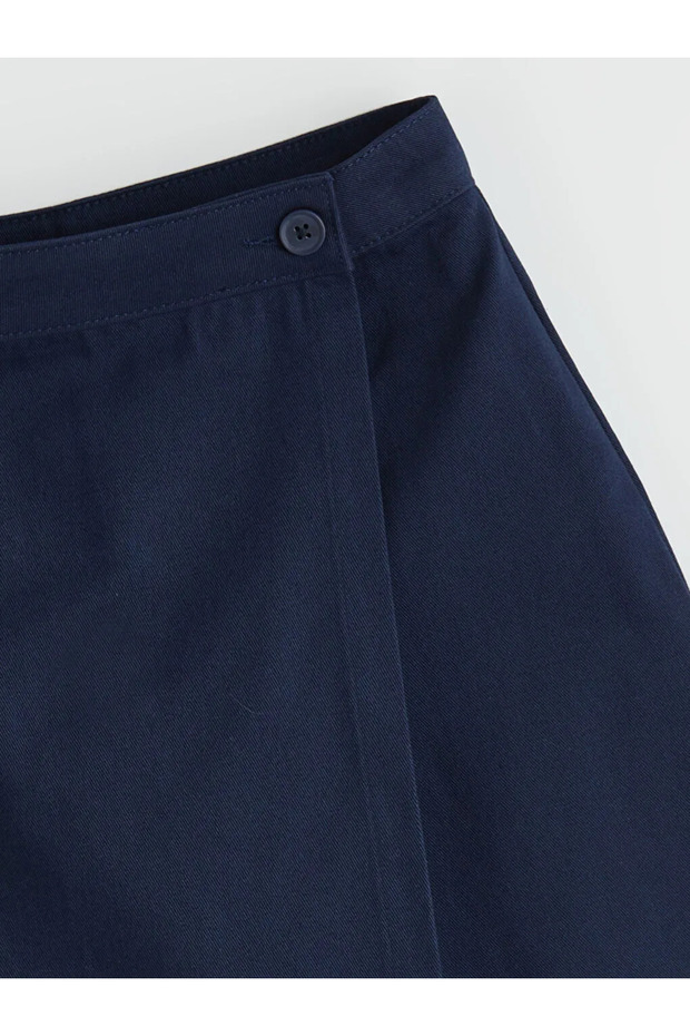 LCW KidsLacivert Basic Gabardin Kız Çocuk Şort Etek - 3