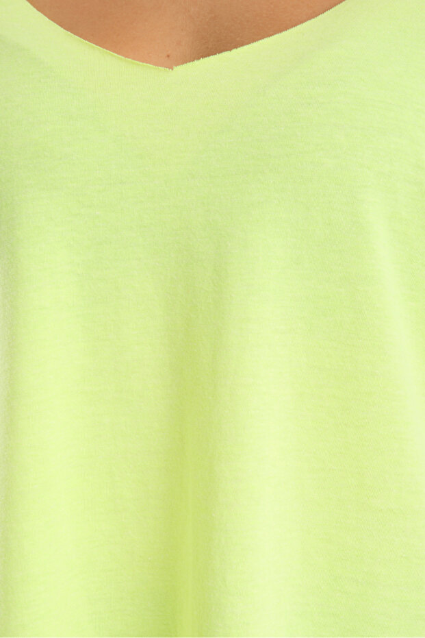 Kadın V Yaka Yırtmaçlı Oversize Basic Tişört - 5
