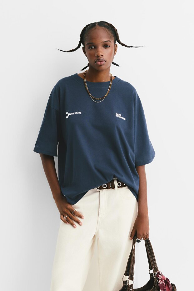 Kalp grafik baskılı tişört - 2