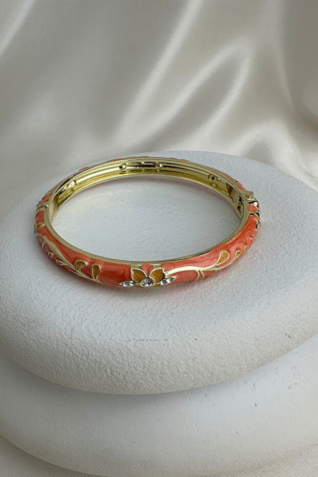 Special Series Orange Enameled Stone Clover Detail Handcuff Bracelet (Inner Diameter: 6cm)