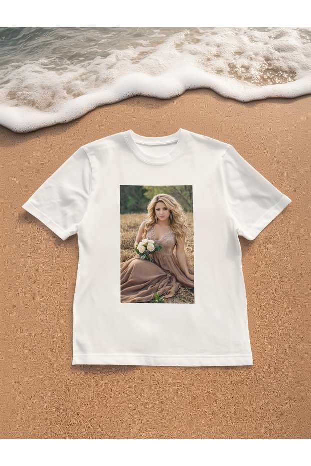 Shaki̇ra Printed Unisex Tshirt
