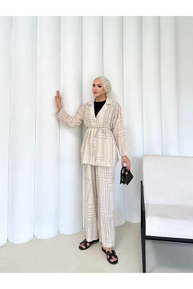 Line Patterned Suit 32-2386