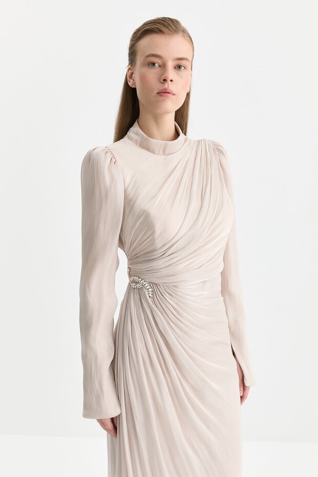 Taş Aksesuarlı Drapeli Abiye Bej - 2