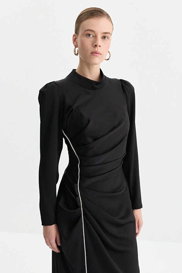 Drapeli Şık Elbise Siyah - 2