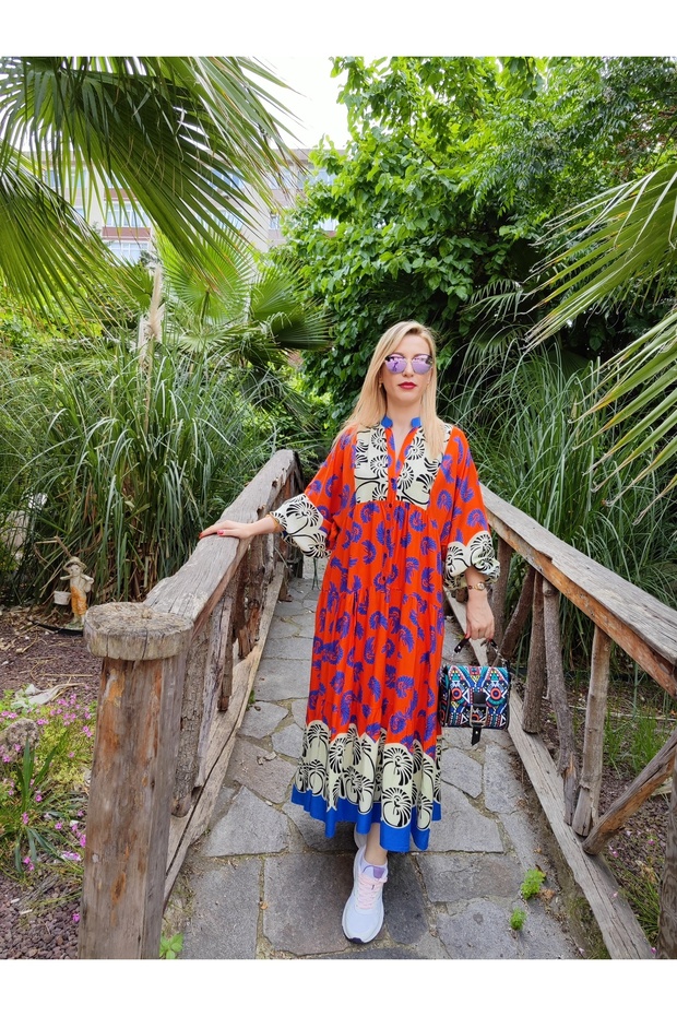 Помаранчева сукня - 3