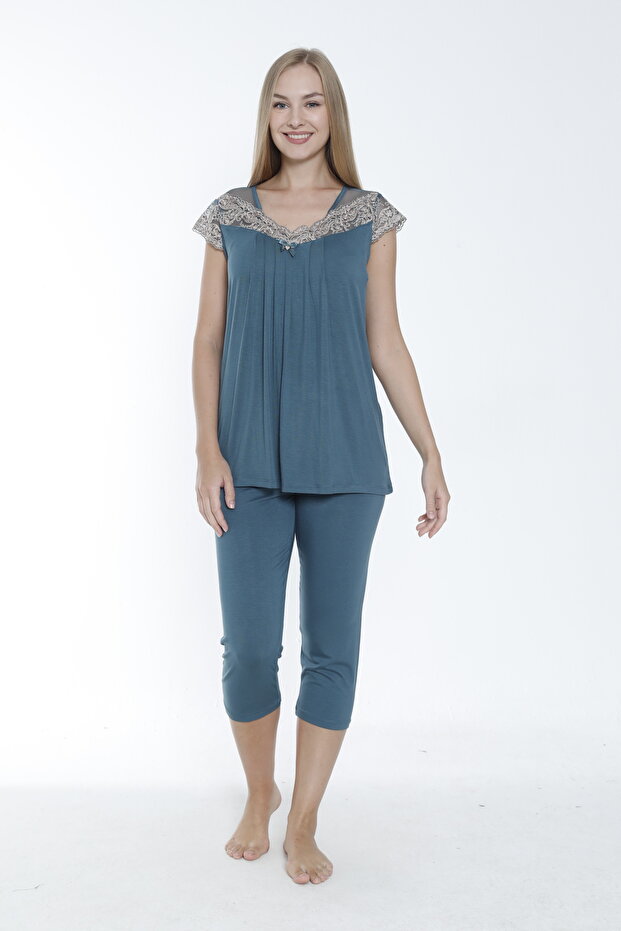 Women's Viscose Elastane Fabric Short Sleeve Top - Capri Set with Lace Bottom / Dark Green 14531