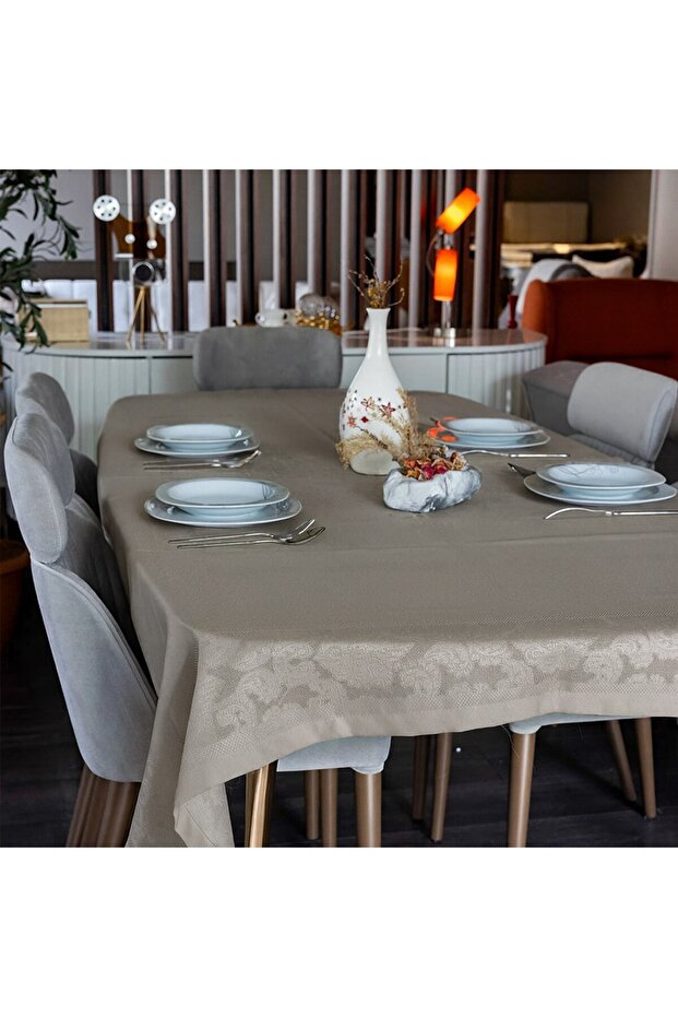 Jumbo Tablecloth - 1