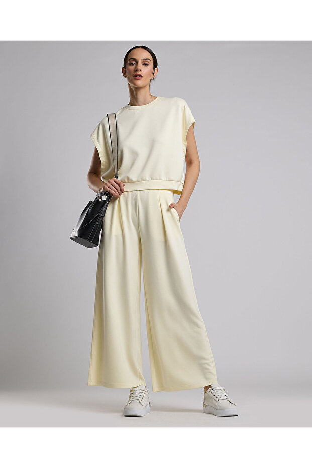 بنطال سادة واسع الساق مع زر للإغلاق - 1