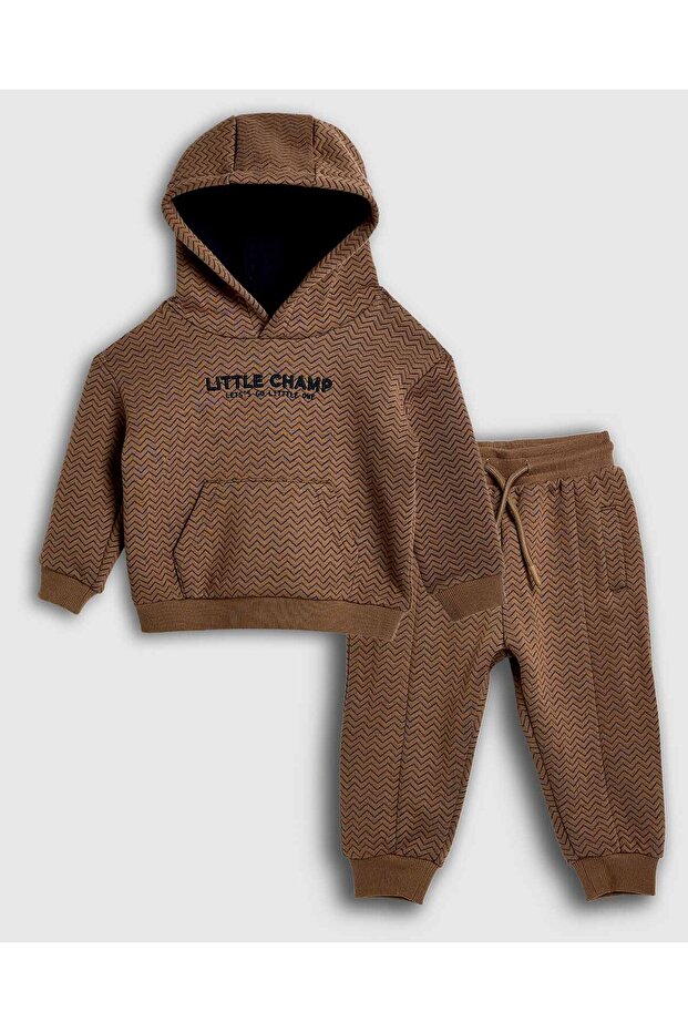 مجموعة ملابس منقوشة بغطاء للرأس - 1