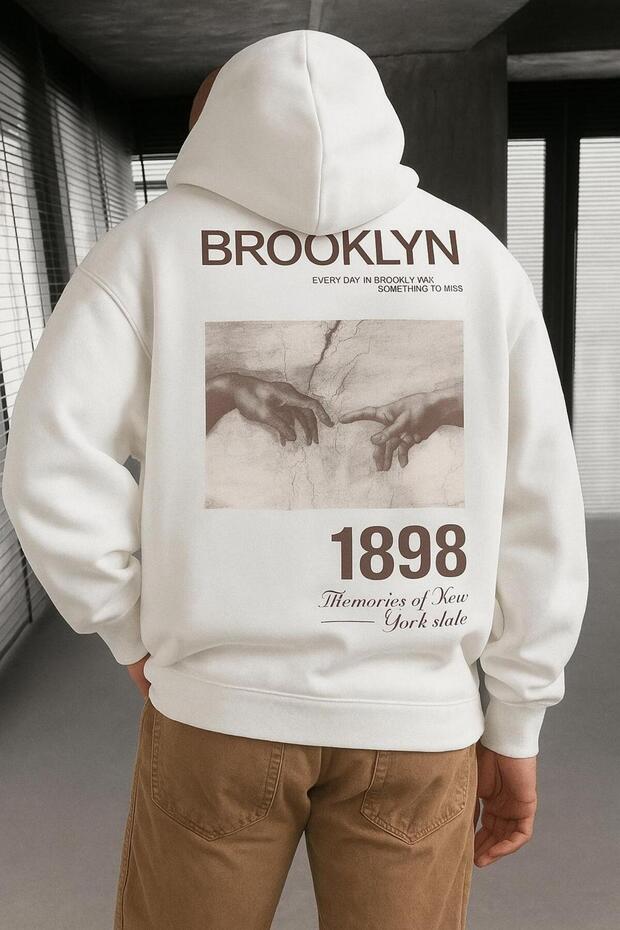 3 Yarn Combed Brooklyn Printed Sweatshirt