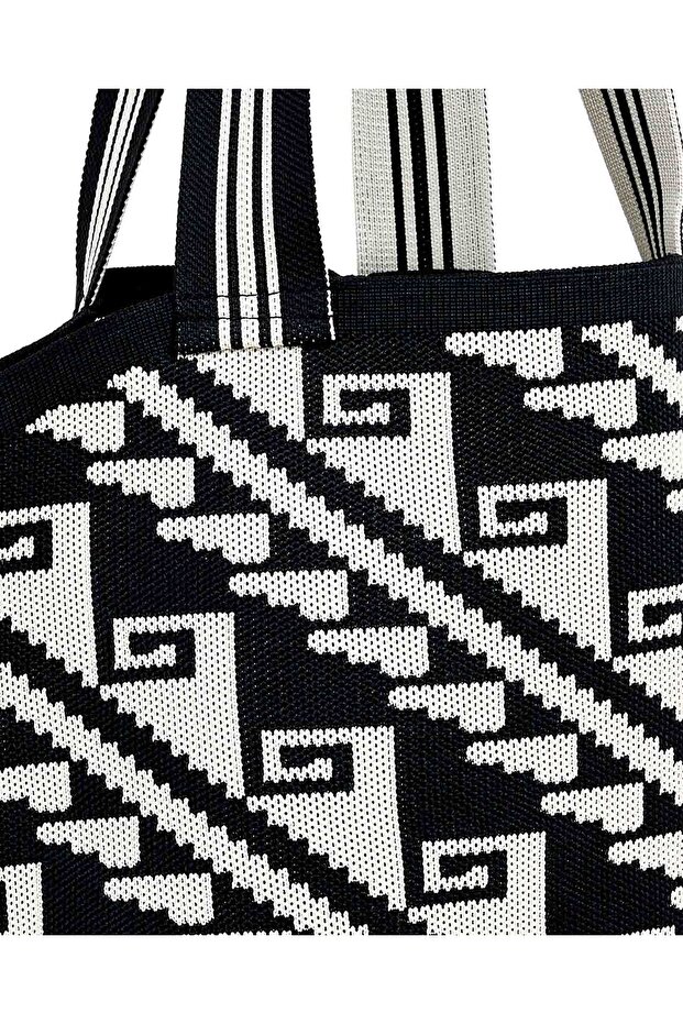 Patterned Shoulder Bag - 4