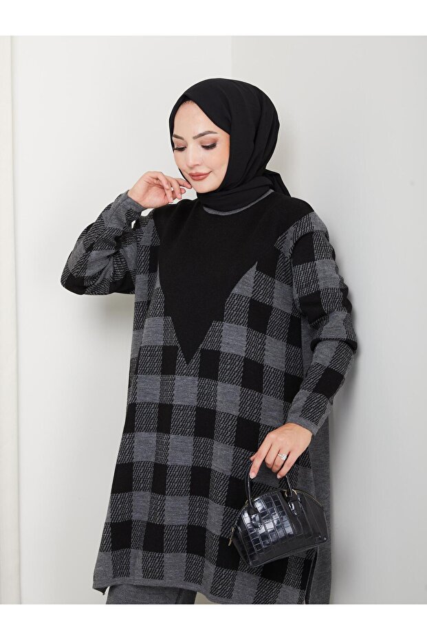 Women's Modest Hijab Black Checkered Pattern Long Sleeve Knitwear Tunic