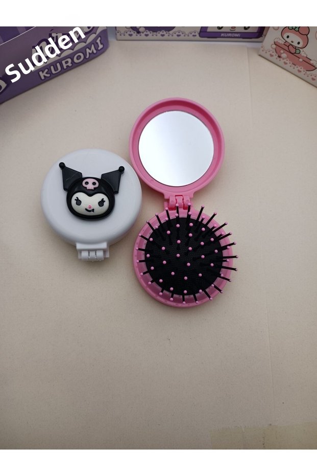 Sanrio Kawaii Mirror Comb with Cover Mini Pocket Mirror and Comb Luxury Gift Items