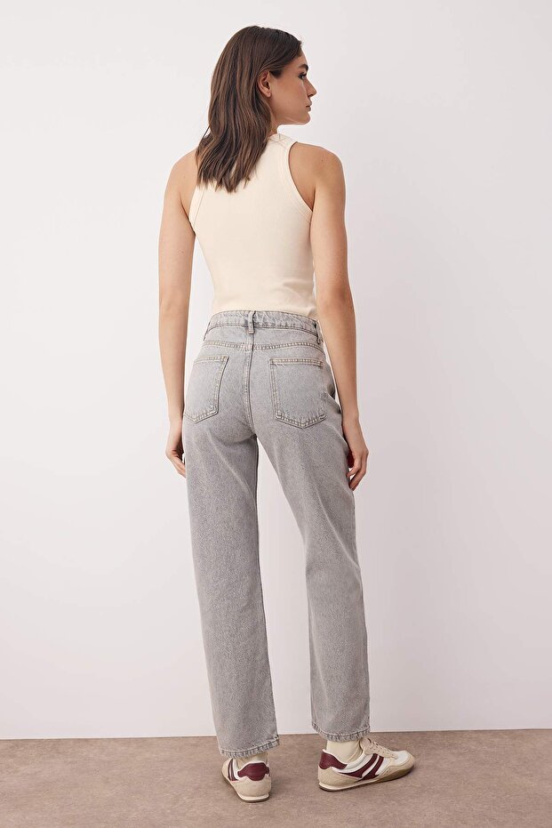 Gri Yüksek Bel Boru Paça Yeni Straight Jeans TWOAW26JE00060 - 4