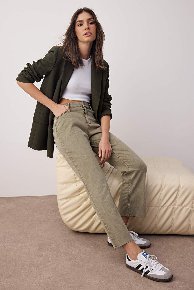 Haki Yüksek Bel Comfort/Esnek İspanyol Paça Crop Flare Jeans TWOAW26JE00111 - 1