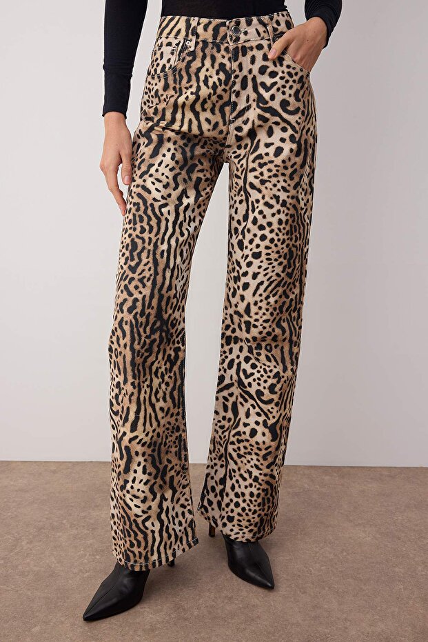 Çok Renkli Animal Leopar Desenli Yüksek Bel Geniş Paça Wide Leg Jeans TWOAW26JE00160 - 1