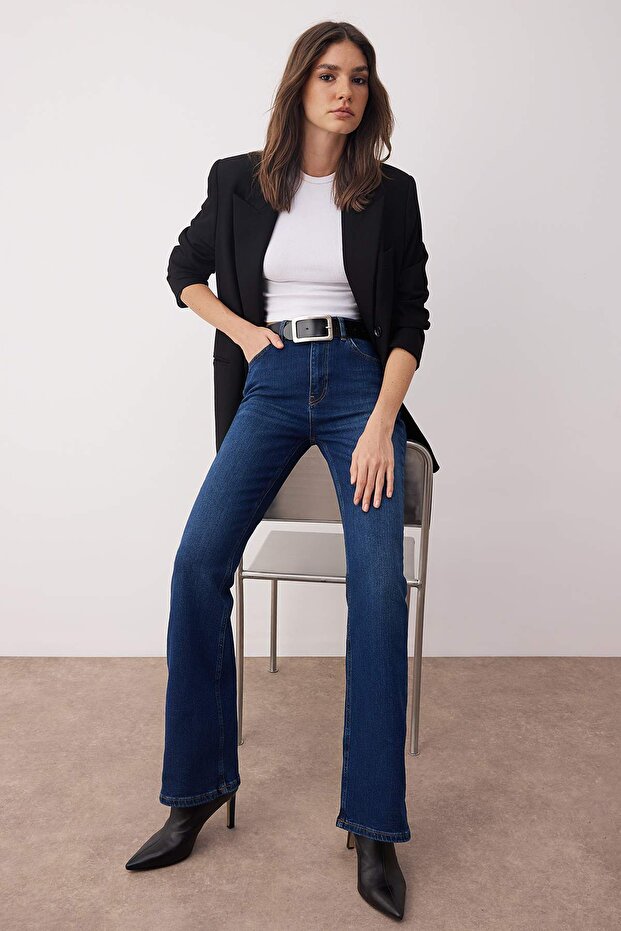 Koyu Mavi Yüksek Bel Comfort/Esnek Comfort Flare Jeans TWOAW26JE00049 - 2
