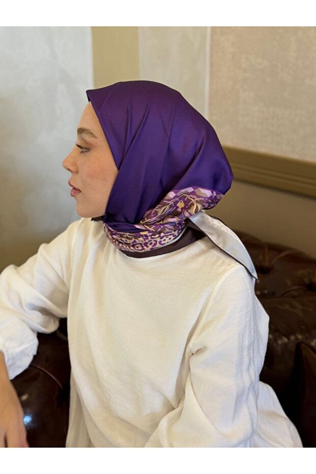 Leoflora Pattern Twill Scarf - 2