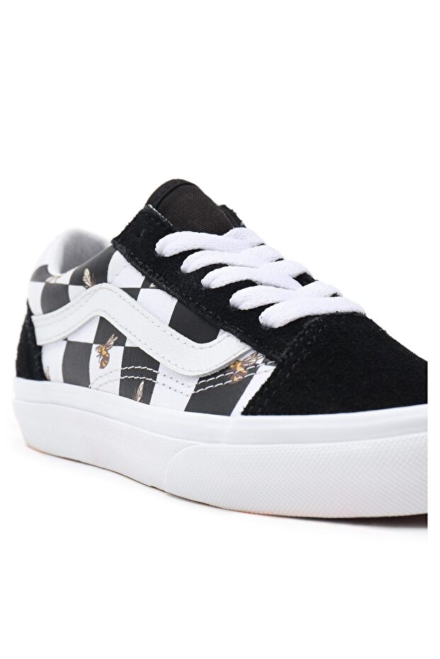 UY Old Skool - Black - 6