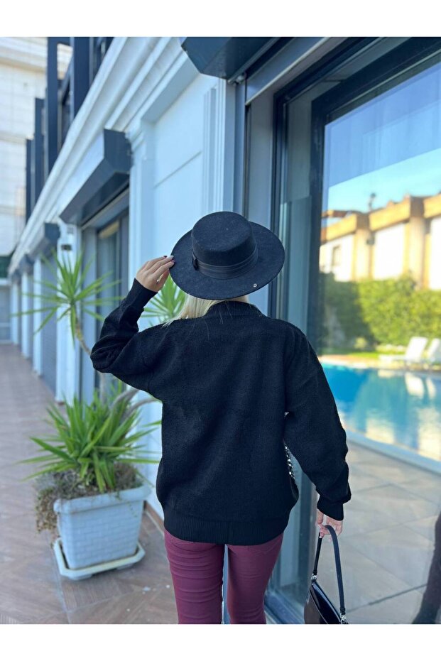 Havlu Örgülü Önü Pullu Triko Kazak - 3