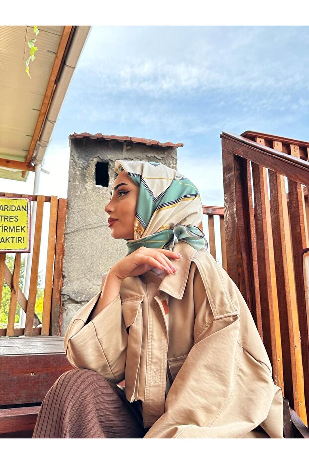 Sevda Chain Patterned Scarf