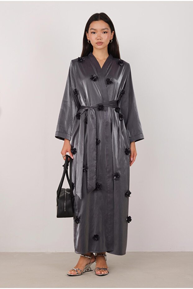Çiçekli Aplikeli Abaya Siyah - 4