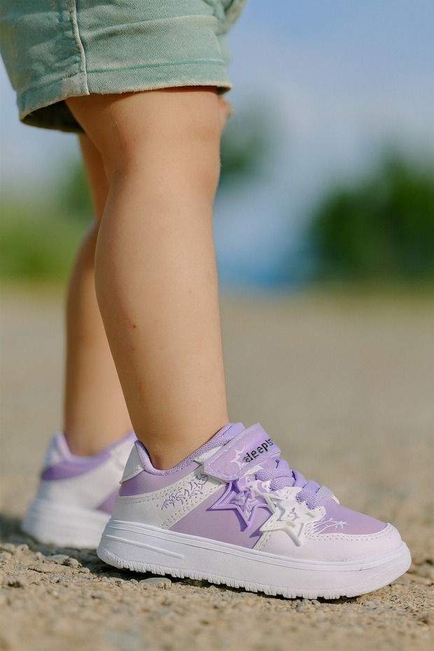 Girl's Star Detailed Sneaker Shoes