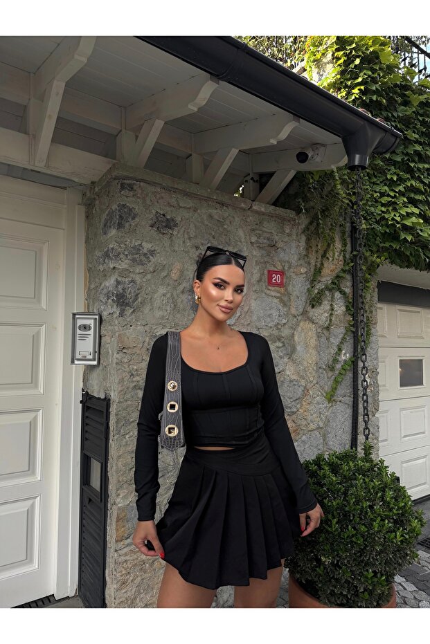 Siyah Korse Detay Basic Crop - 2