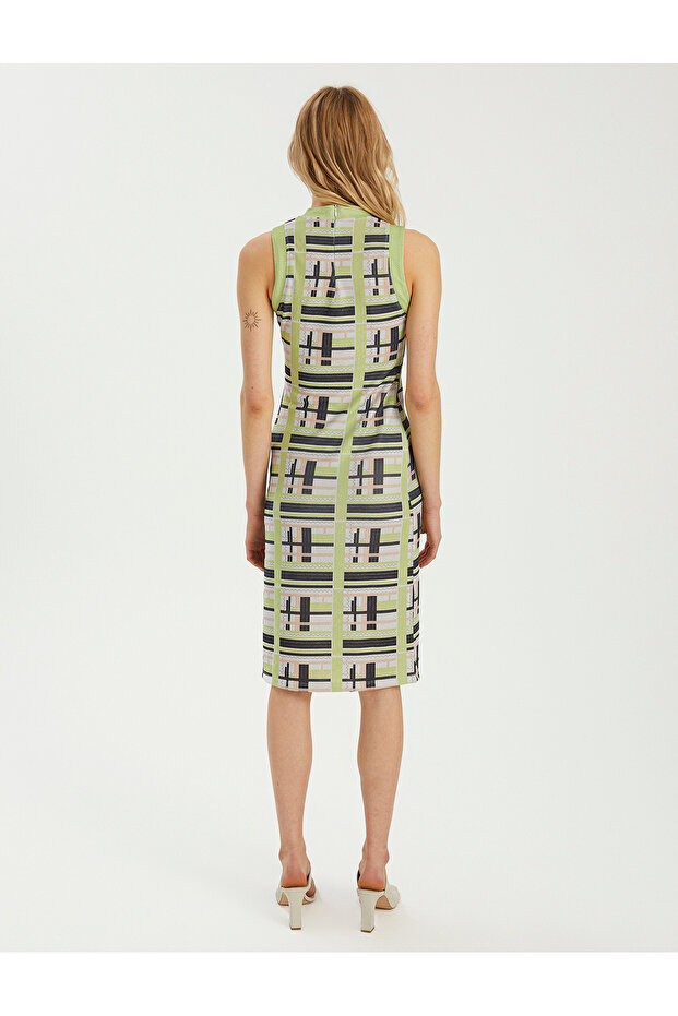 SIFIR KOLLU GARNİLİ MİDİ DESENLİ ÖRME ELBİSE - 5