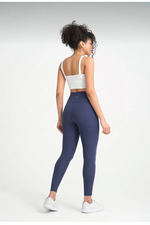 Лакверт Тейт - 3