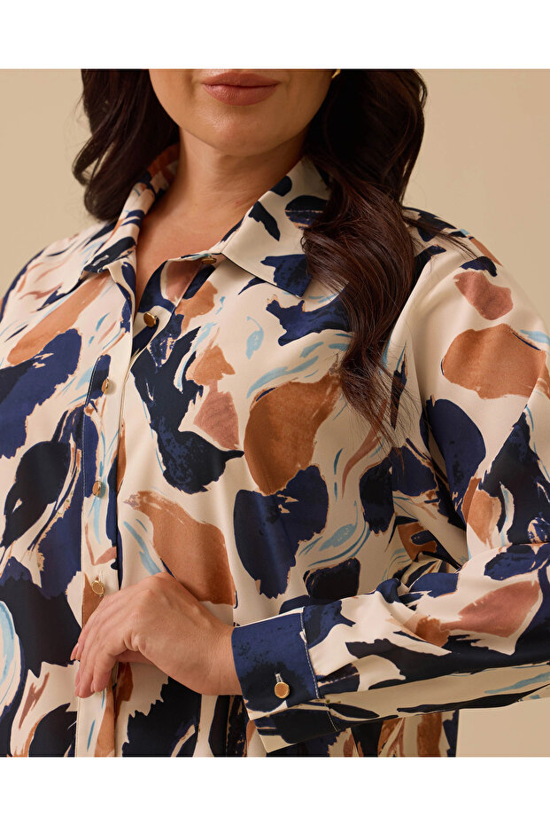 Plus Size Patterned Buttoned Tunic - 4