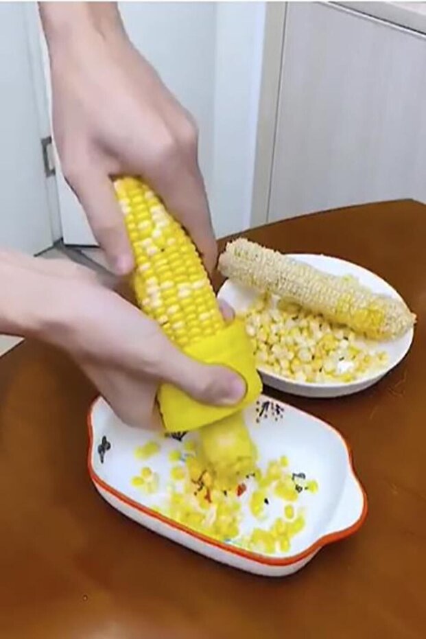 جهاز عملي لتقشير حبوب الذرة - أداة مطبخ لتقشير وتقشير الذرة - 2