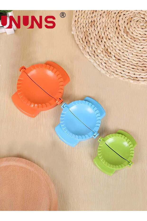 UNUNS Dumpling Ravioli Maker,Set Of 3 Sizes Dumpling Maker Mold,Easy-tool for Dumpling Wrapper Doug