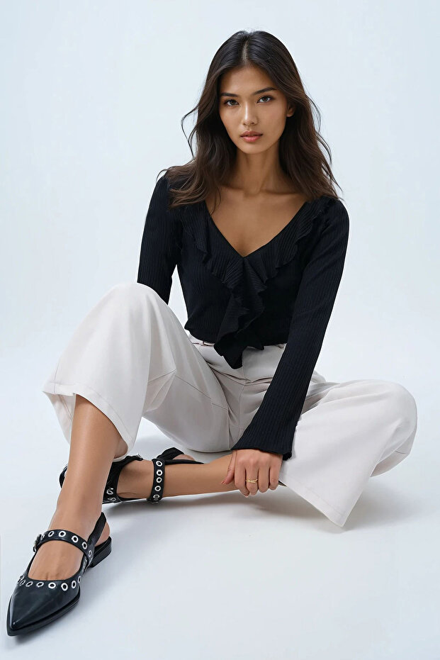 Black V-Neck Knitted Blouse with Ruffle Detail on the Front Alc-X14363