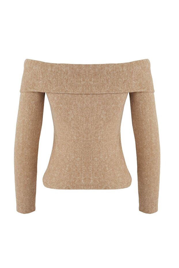 Bej Yumoş Düşük Omuzlu Carmen Yaka Fitted/Vücuda Oturan Örme Bluz TWOAW26BZ00081 - 6