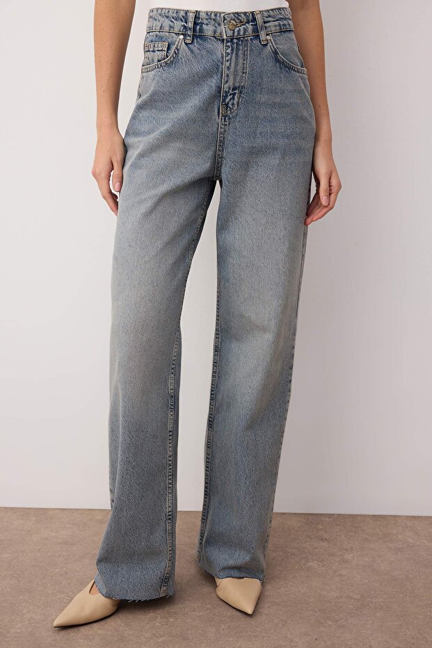 Mavi Yüksek Bel Paçası Kesikli Geniş Paça Wide Leg Jeans TWOAW26JE00089 - 3