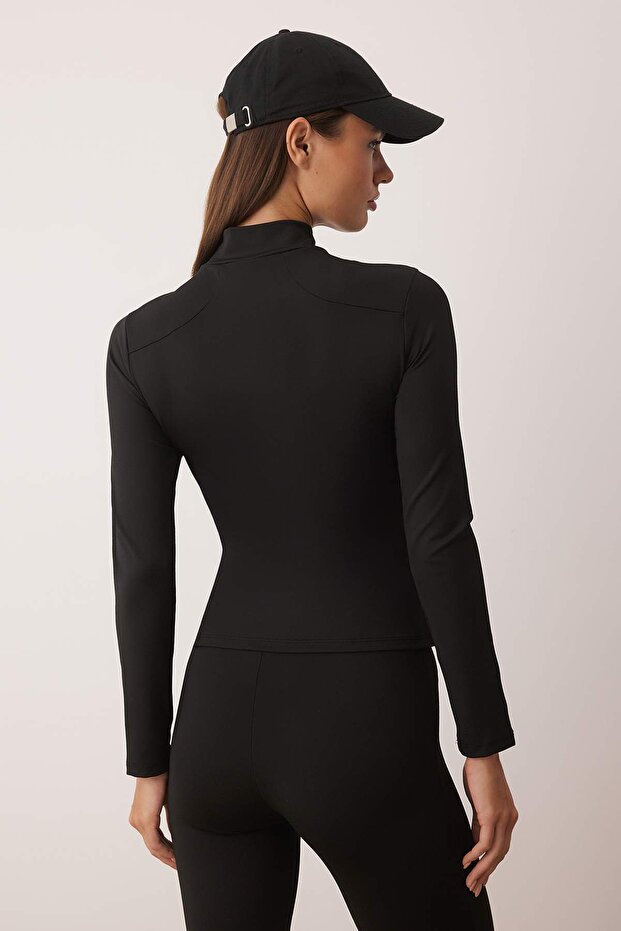 Siyah Dalgıç/Scuba Kumaş Fermuarlı ve Reflektör Baskılı Spor Örme Üst/Bluz THMAW26BZ00002 - 6