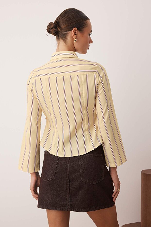 Sarı-Çok Renkli Belden Büzgülü Fitted Kolları Geniş Gömlek TWOAW26GO00013 - 4