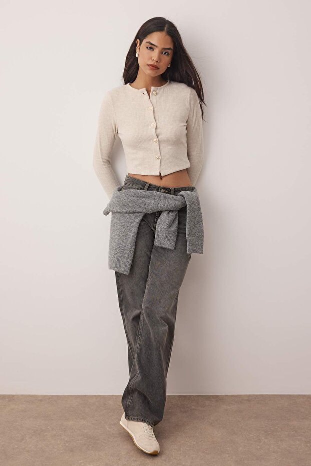 Bej Regular/Normal Kalıp Crop Düğme Detaylı Fırçalı Pointel Esnek Örme Bluz TWOAW26BZ00113 - 2