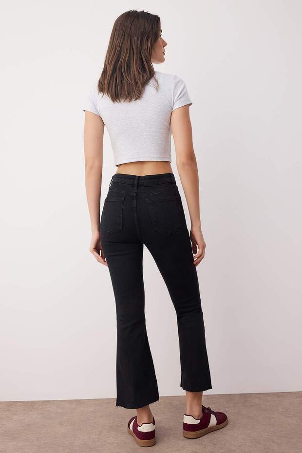 Antrasit Yüksek Bel Crop Orta Esnek Flare Bilek Boy Comfort/Esnek Jeans TWOAW21JE0159 - 4