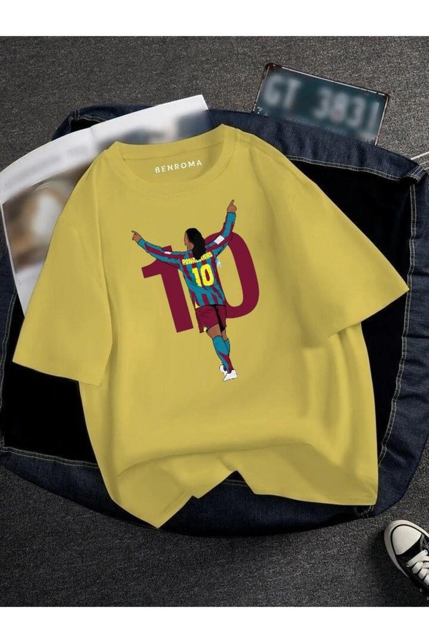 Oversized Football Player Printed Unisex T-Shirt Printed