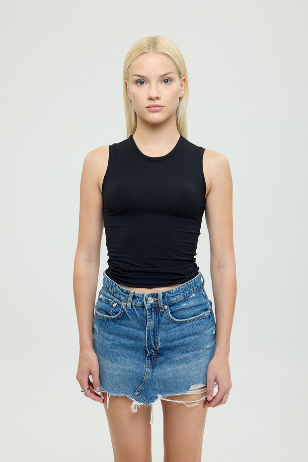 Ultra Soft Round Neck Sleeveless Blouse Black