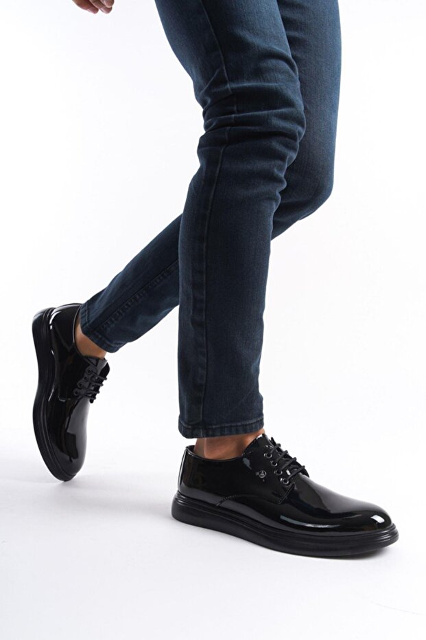 Mbrgn88-S Black Men's Patent Leather Lace-Up Loafer