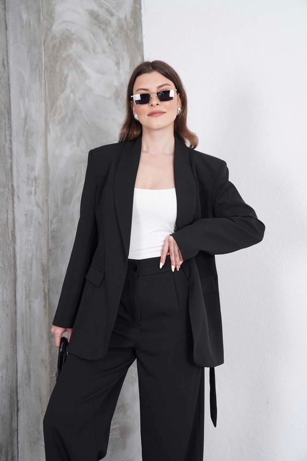 Black Jacket - 2