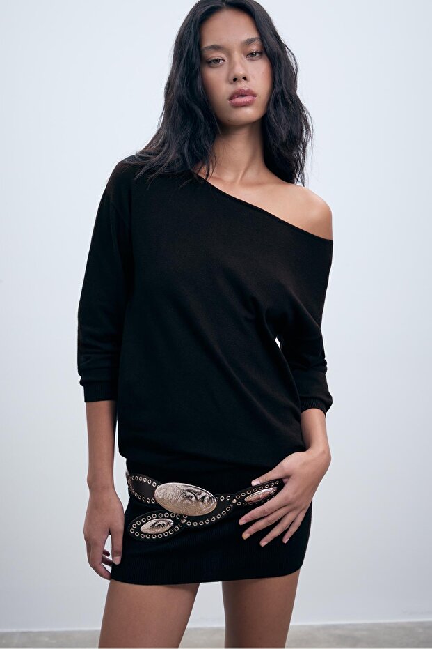 Geniş Yaka Kısa Örme Elbise - 2