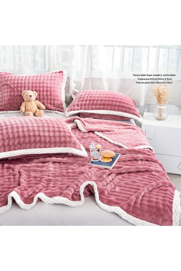 CHIRASO Blanket Set, soft and fluffy, made of plush microfiber, 200x230 cm and 2 Pillowcases 52x78 cm - 3