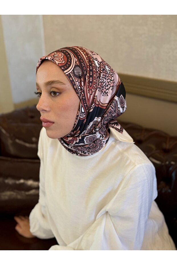 Paisora Pattern Twill Scarf - 1