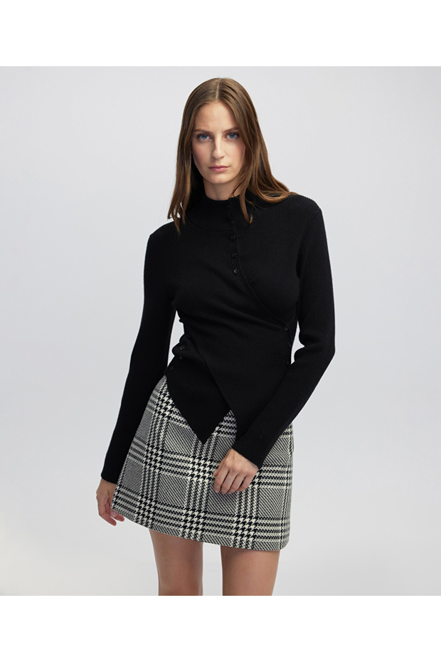 Asimetrik düğmeli triko - 1