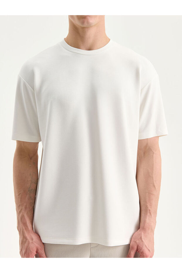 Λαμπερές επιλογές από το Shining Store |   Ανδρικό μπλουζάκι με λαιμόκοψη - 4